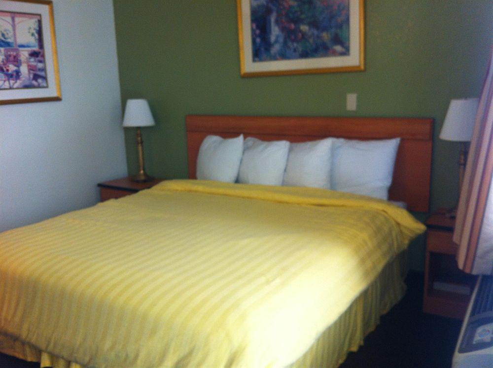 Travelodge Sacramento/Rancho Cordova Exterior photo